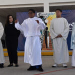 "La luz de la creación: Jóvenes de un centro especializado en León, Guanajuato, presentan su más reciente y emocionante obra de teatro"