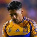 El futbolista Javier Aquino desvela la verdad sobre la partida de Guido Pizarro y destapa una fuerte crítica al ex-jugador tigre.