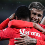 "Tolucano da la vuelta con un golazo de Helinho y abre el Clausura con victoria ante Rayados"