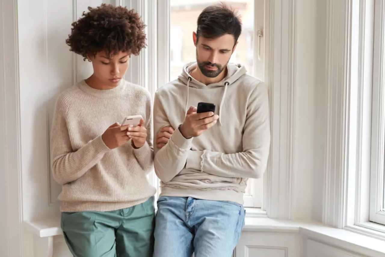 México desafía la conectividad global: Alerta para los viajeros que llegan al país sobre la sorprendente razón detrás del silencio en sus teléfonos celulares.