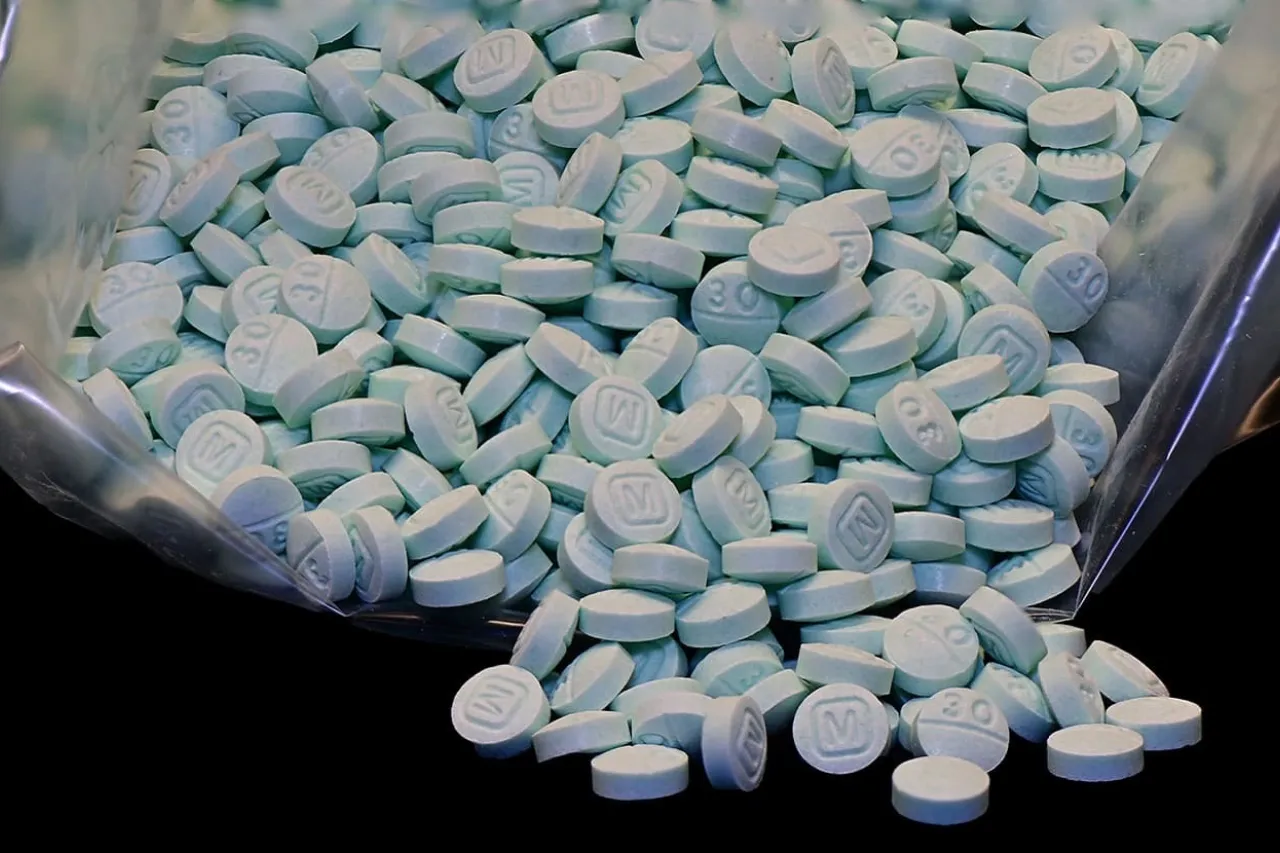 "La batalla contra la epidemia de fentanilo: EU apremia a México para unirse en una lucha sin cuartel contra el flagelo que azota América Latina"