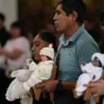 Cientos de fieles celebran en México la Candelaria